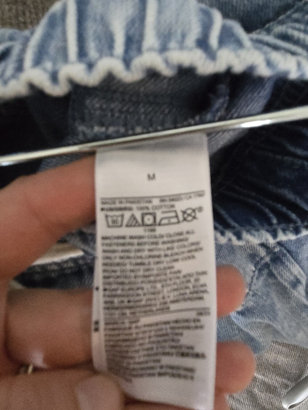 Gap• Easy Denim Utility Women's Distressed Drawstring Jeans. Sz M - Picture 9 of 9